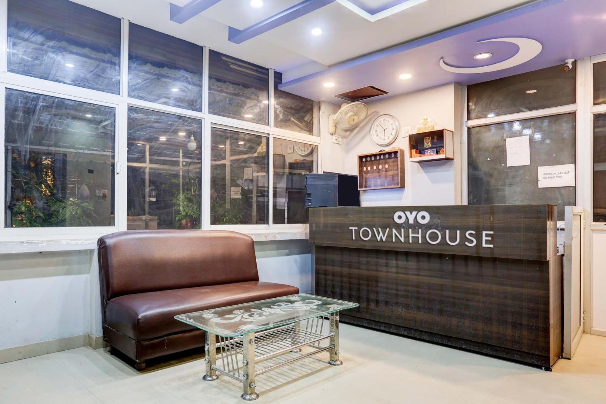 Collection O Hotel Moon Light Lucknow Exterior photo