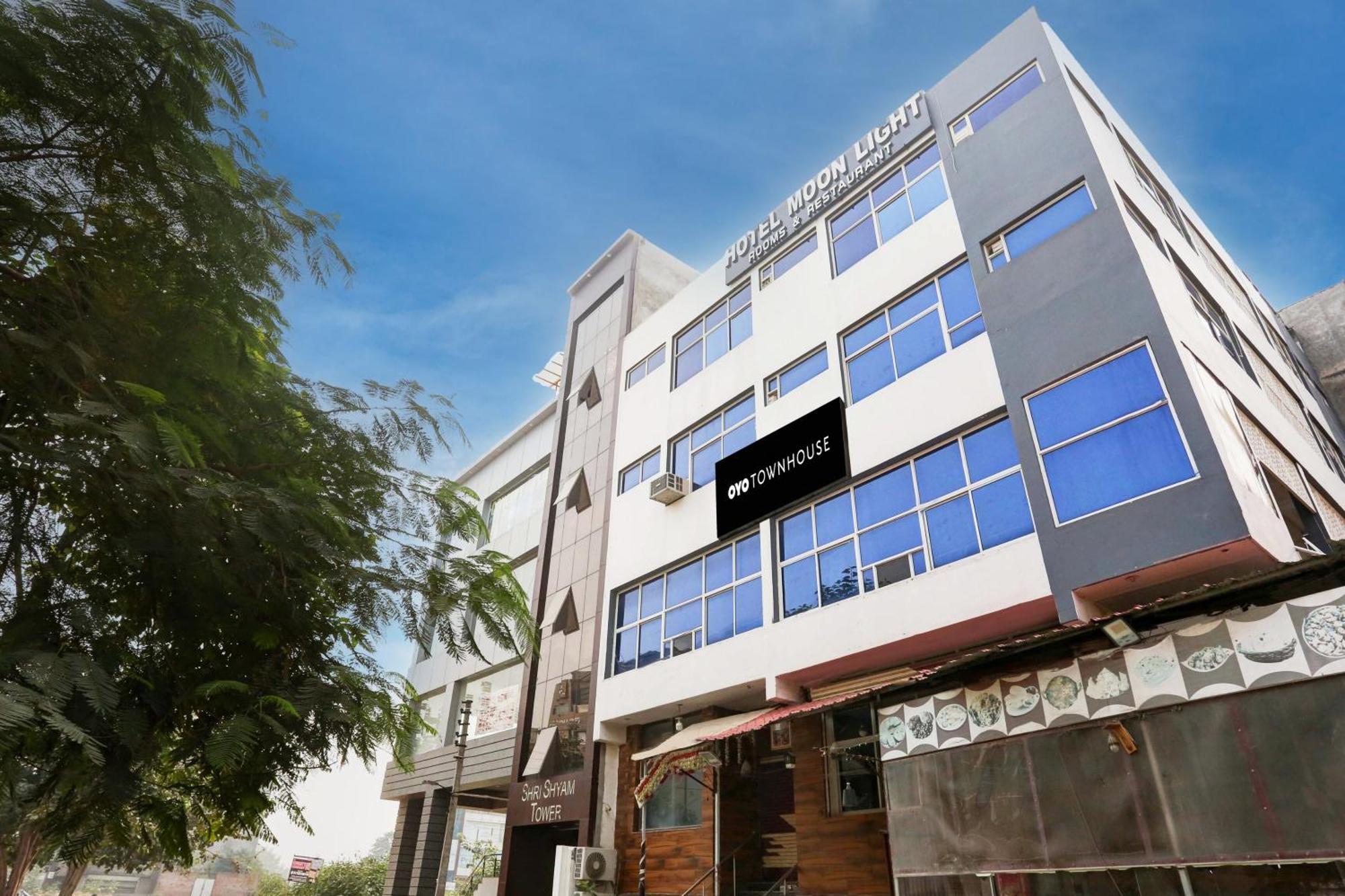 Collection O Hotel Moon Light Lucknow Exterior photo